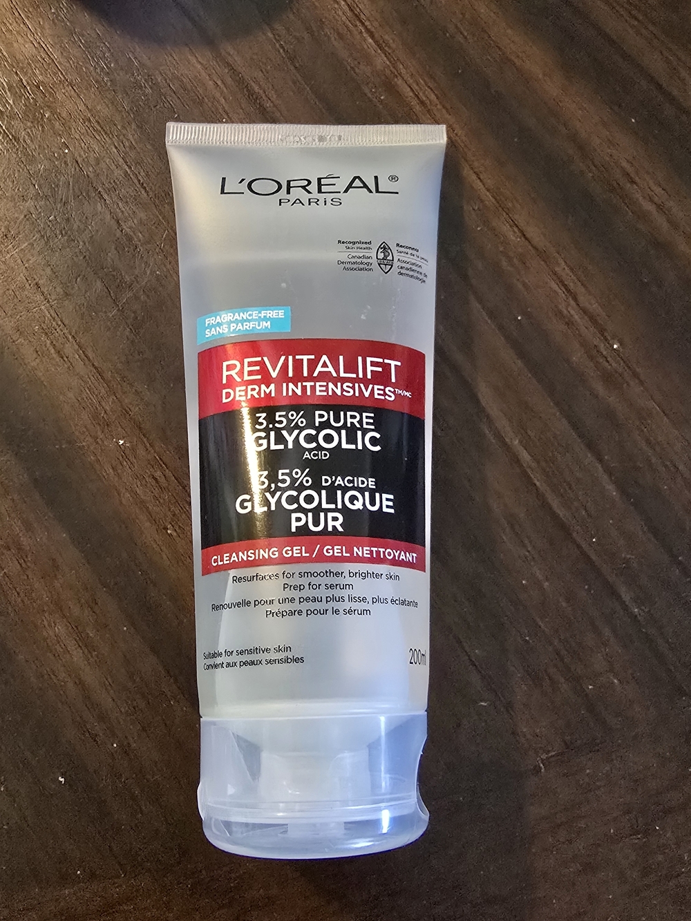 L'Oréal Revitalift Derm Intensives 3.5% Glycolic Cleansing Gel - White/Red/Black